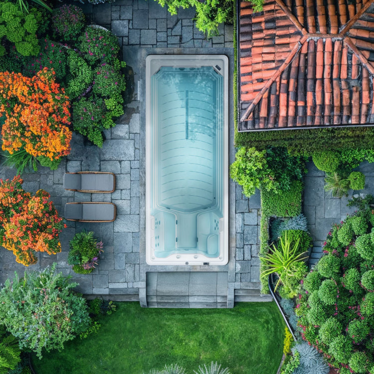 Swim Spa im Garten