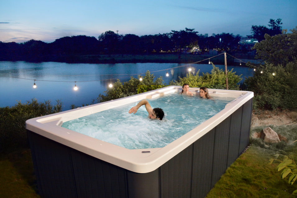 ECO Swim Spa im Garten für kleine Budgets.